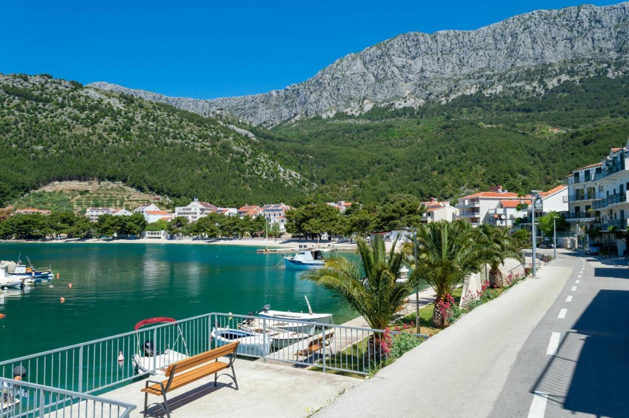 Apartments Ivica - Beachfront Drvenik  Exterior foto